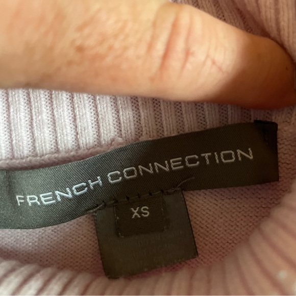French Connection sweater XS. Acrylic and elastane. - Picture 2 of 4